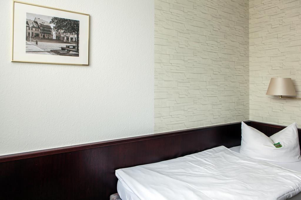 קותן Hotel Anhalt מראה חיצוני תמונה